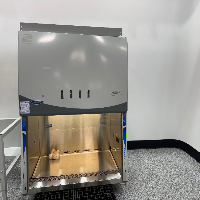 Labconco Logic+ 4' BioSafety Cabinet image 2
